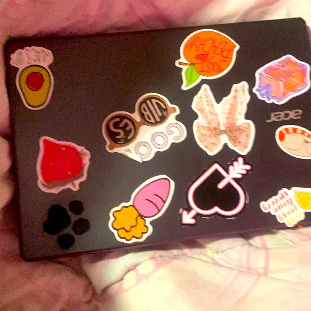 computer working everything! brand new💕